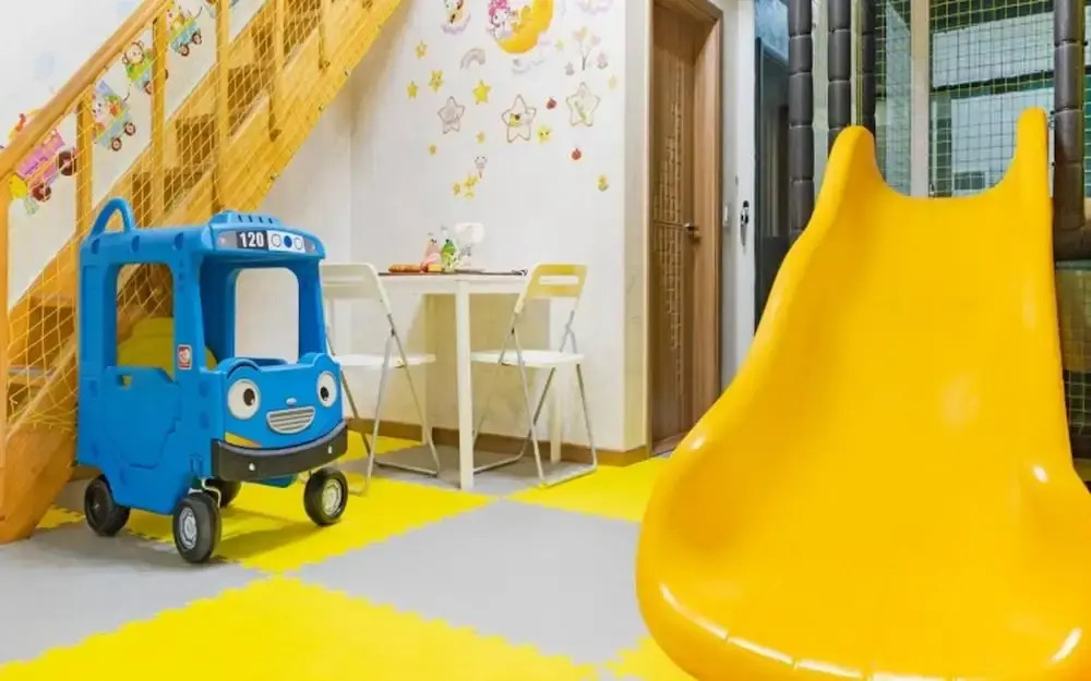 Gapyeong Kkori Star Kids Pool Villa