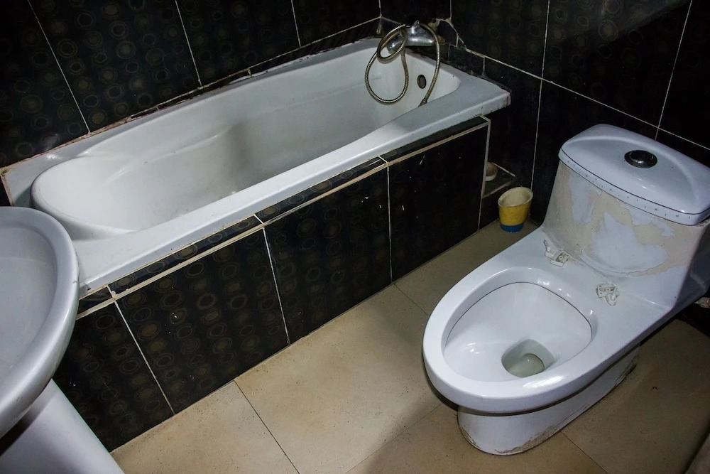 Emglo Suites