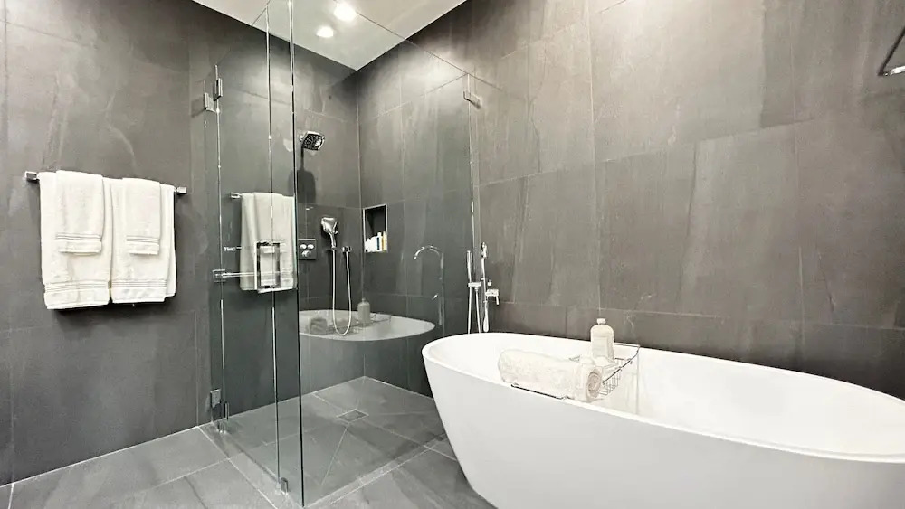 Luxe Living