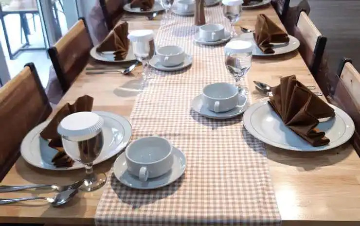 Grand Mahoni Hotel