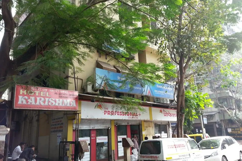 OYO 73415 Hotel Karishma