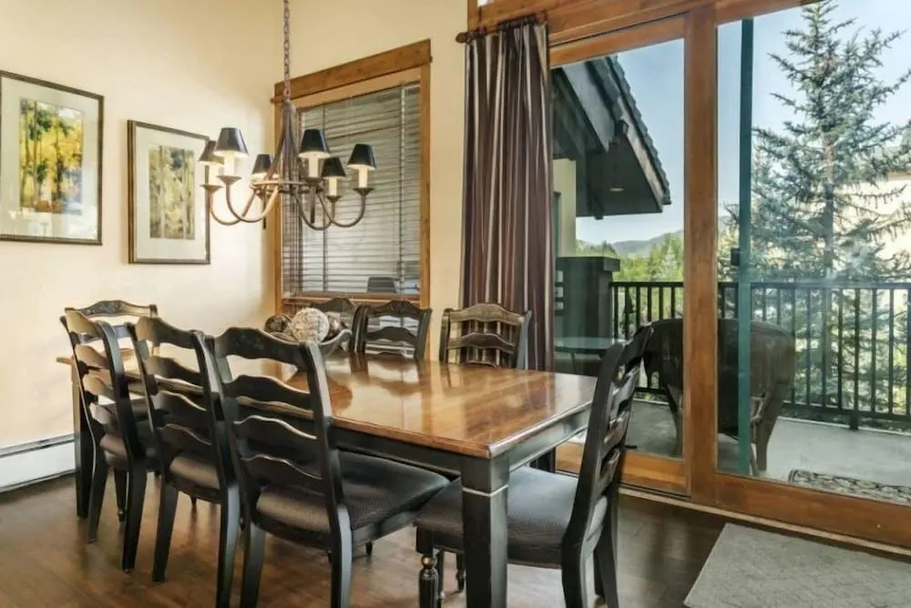 3 Bedroom In Lionshead Village At The Antlers