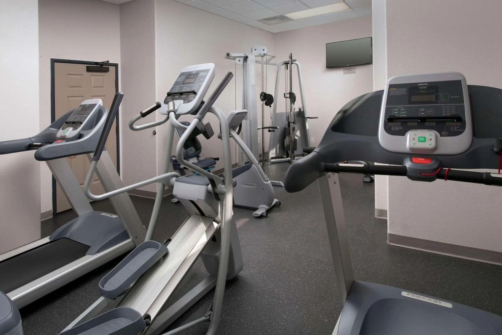 Country Inn & Suites by Radisson, Humble IAH East