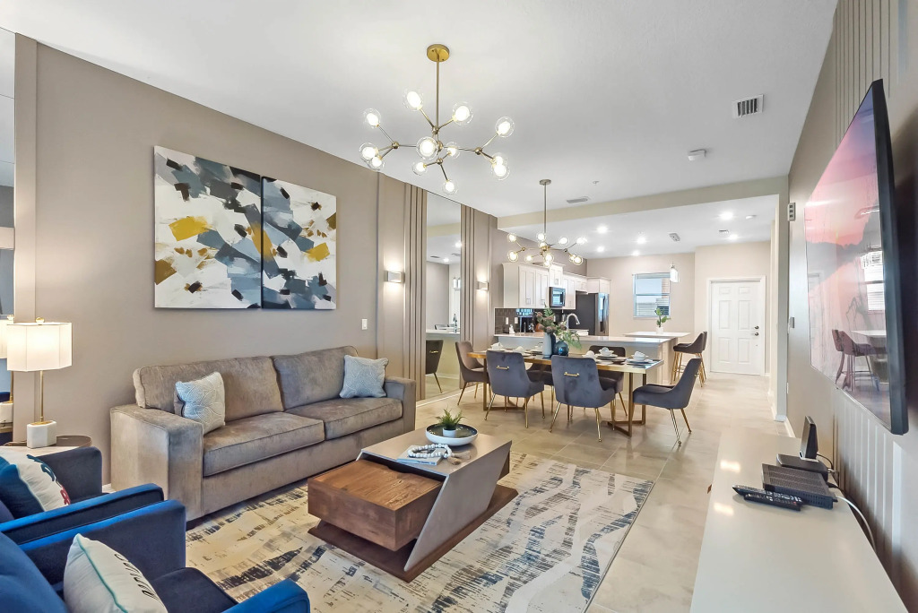 2 Bedrooms / 2 Bathrooms / Storey Lake (3150-404 PC), Kissimmee, US