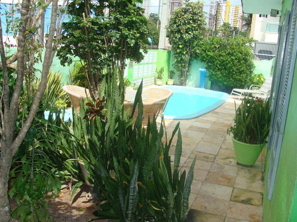 Verdes Mares Hostel