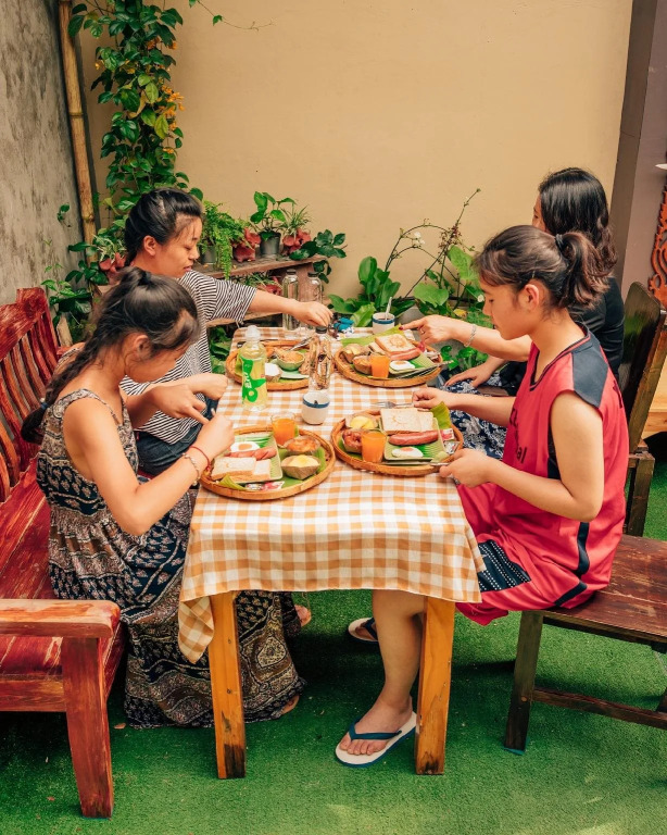 Retro At Phra Sing Guest House