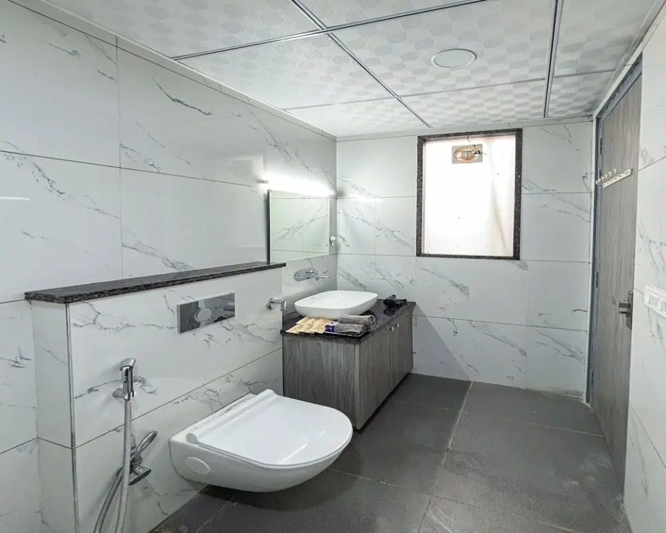 Housr Studio Rooms Sector 30 Gurgaon