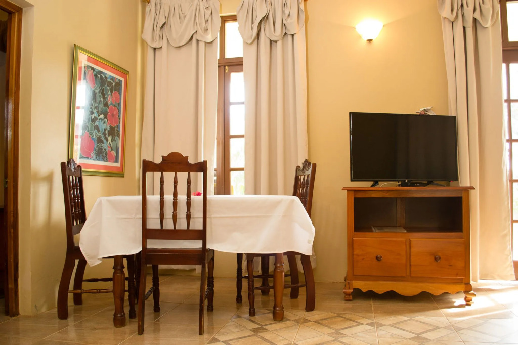 The Westender Inn