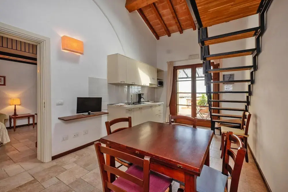 Apartment With Balcony in Poggio All'agnello