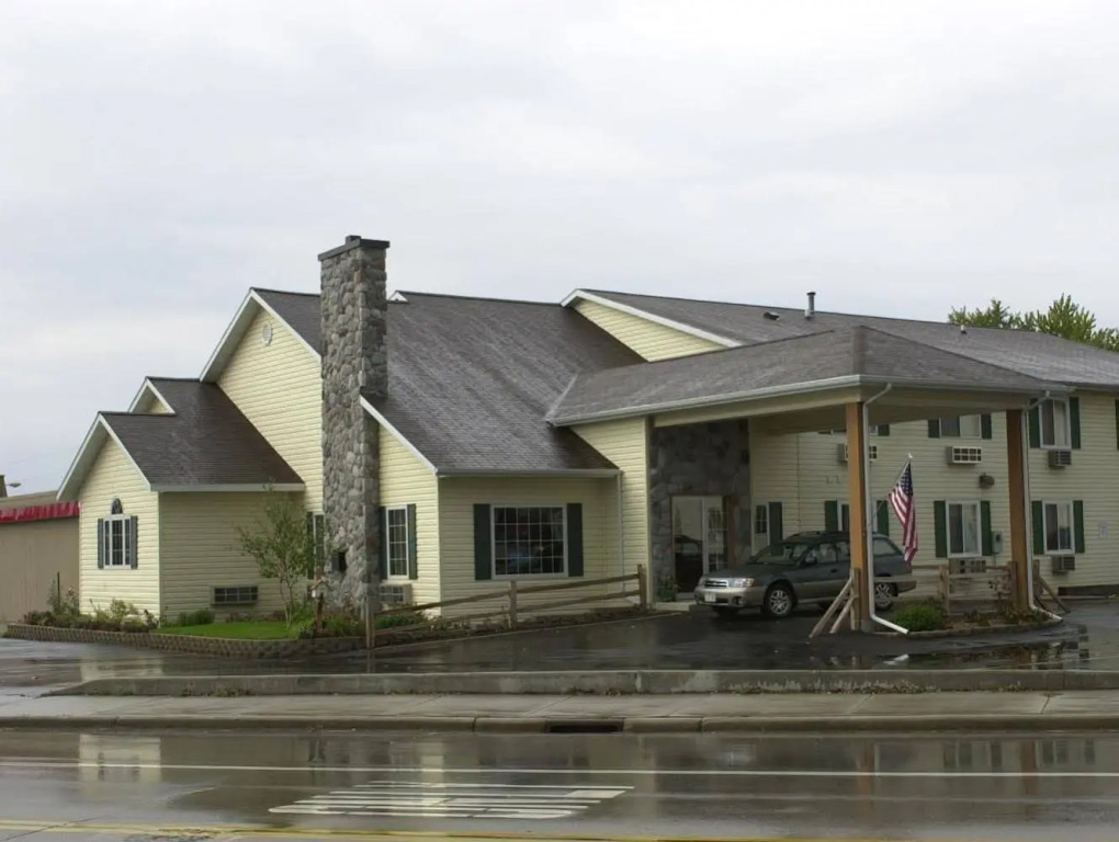 Countryside Lodge Magnuson Hotel