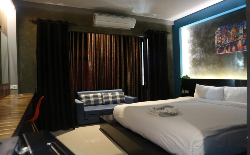 Coconut Budget and Boutique Huahin