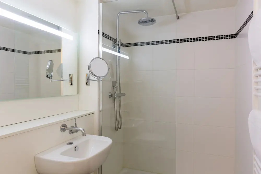 Hotel Kyriad Annecy Nord - Epagny