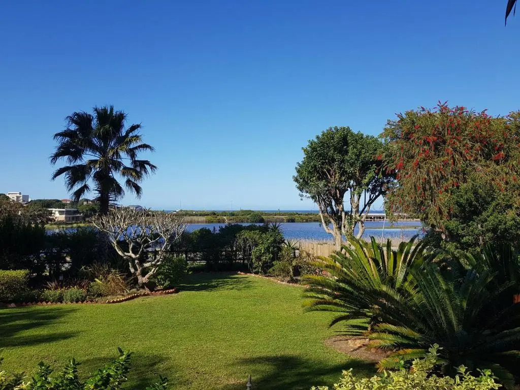 Waterside Lodge