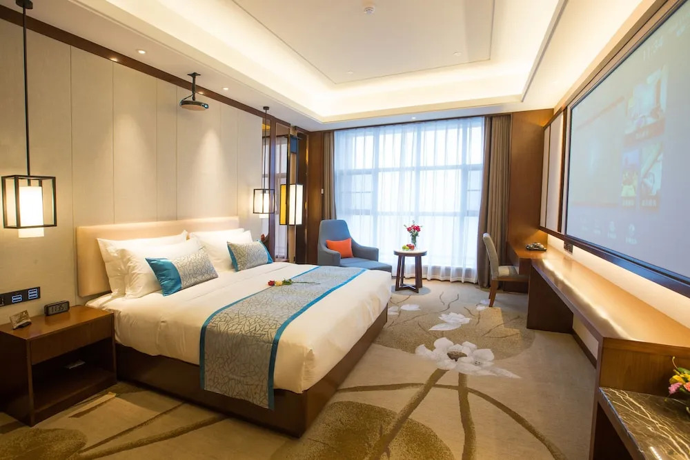 Hualiang Huatian Holiday Hotel
