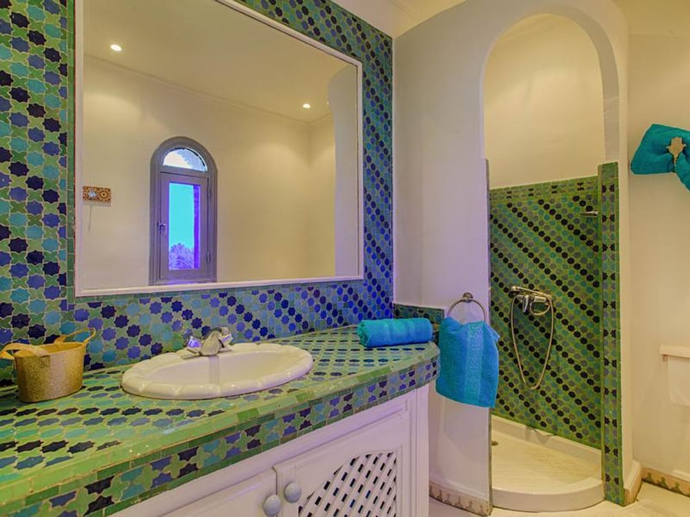 Villa les Oliviers 2 Bedrooms - A Setting of Tranquility