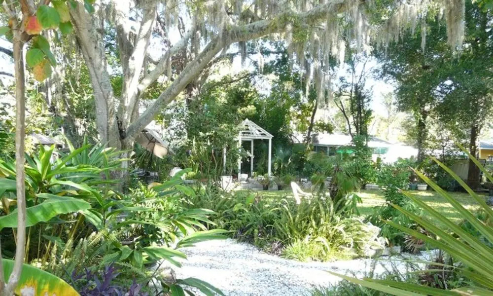 Castle Garden Bed & Breakfast