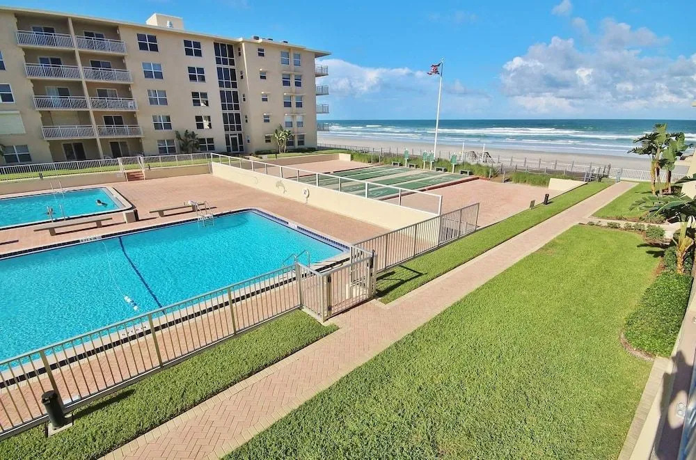 Sea Coast Gardens III 208 Apartment 2