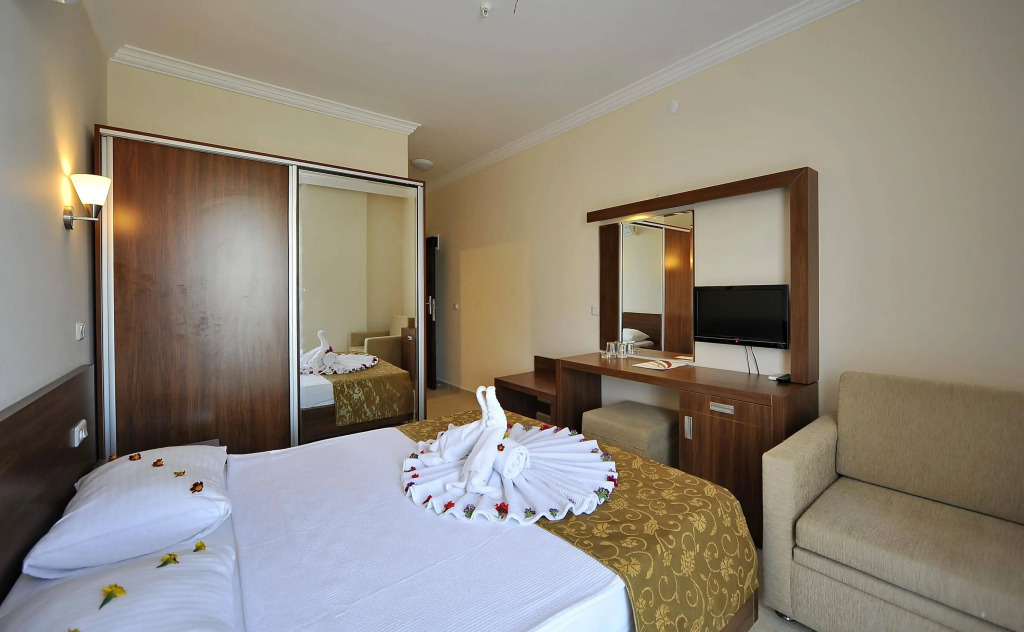 Lioness Hotel