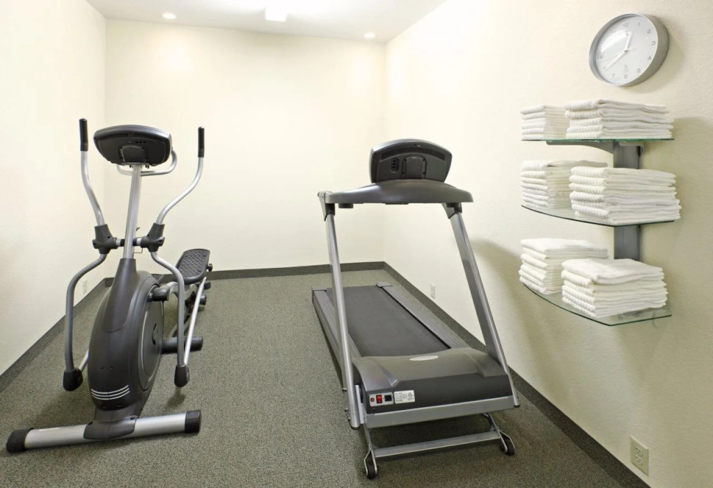 Candlewood Suites Fayetteville – University of Arkansas by IHG