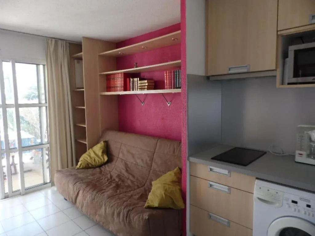 Garden level for 5 people with sea view