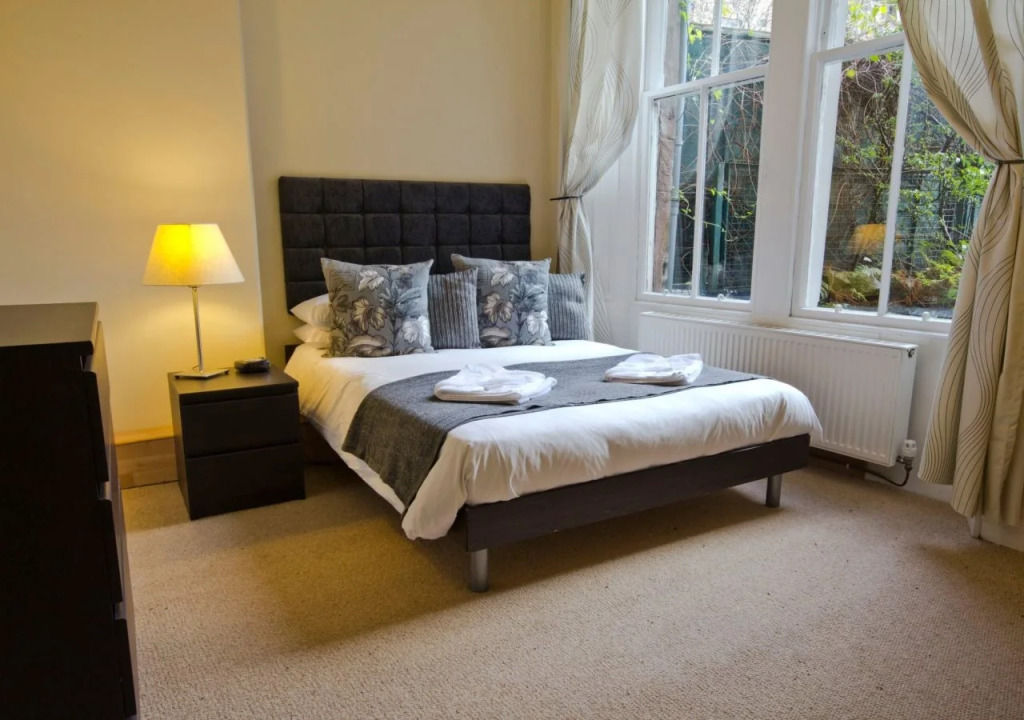 Amadeus Guest House