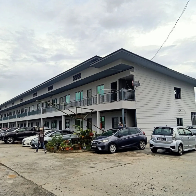 OYO Home 90391 Borneo Home