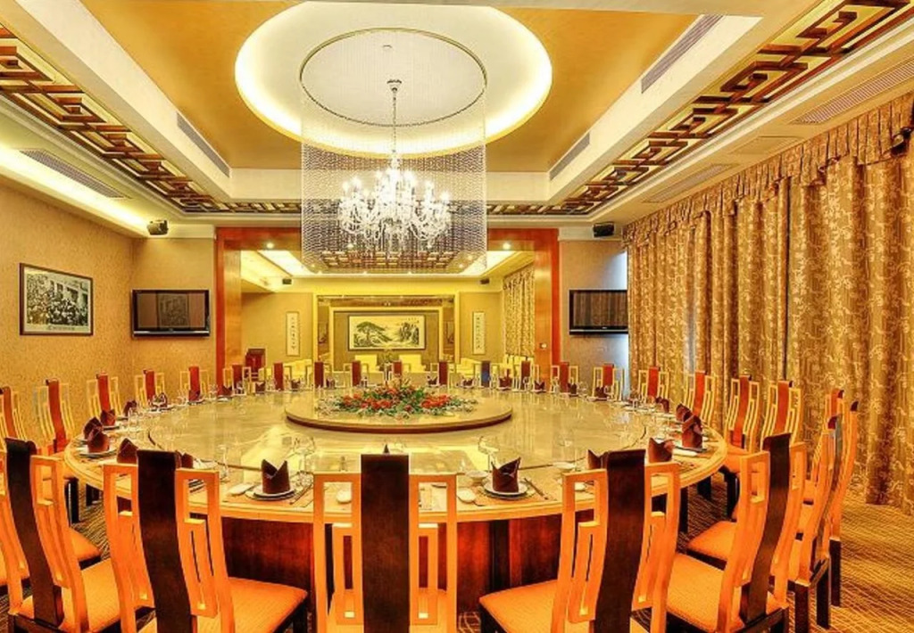 Victory International Hotel