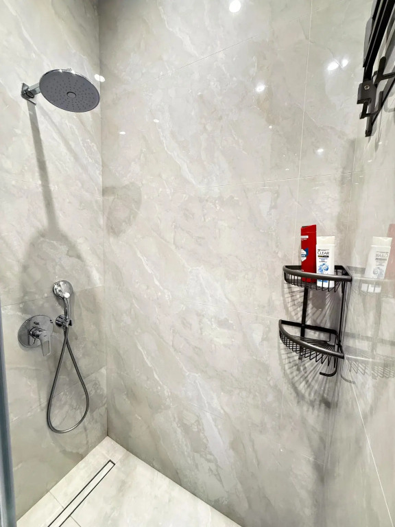 Royal Rentals (Роял Ренталс) на улице Батыра Закирова 1А/1 блок А