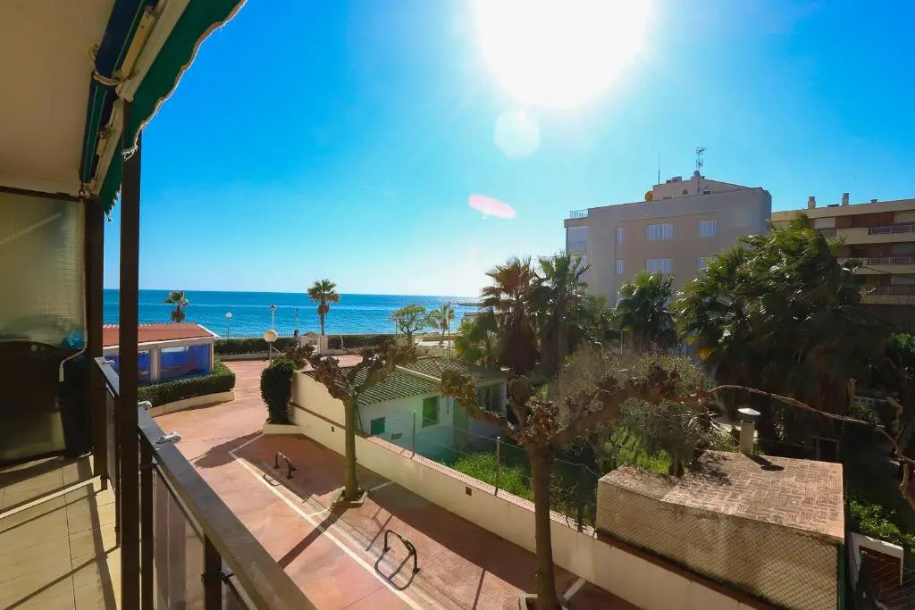 DIFFERENTFLATS Costa d Or II