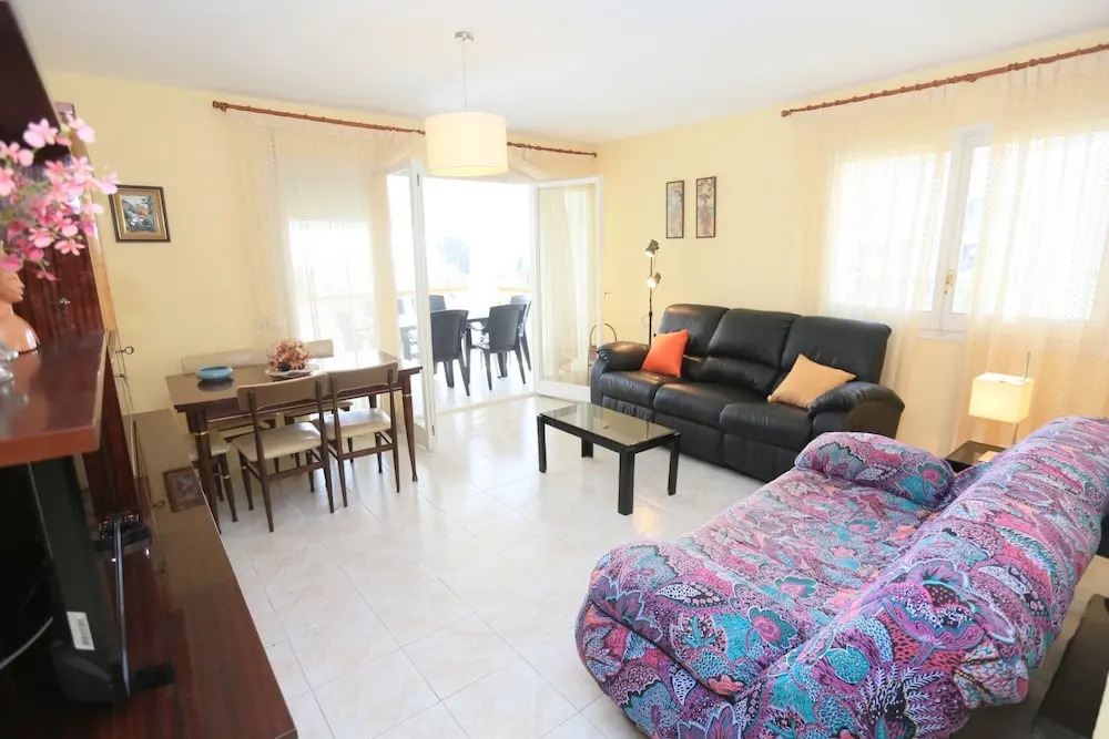 Apartamento Luminoso Para 6 Personas en Cambrils