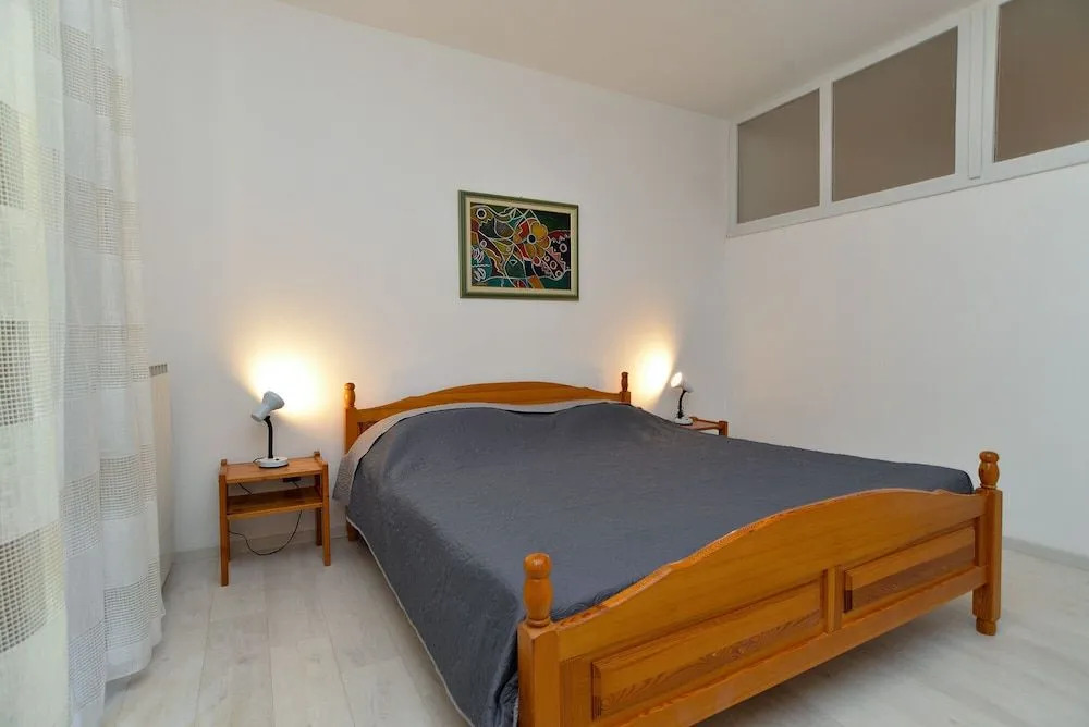 Apartments Stana 242