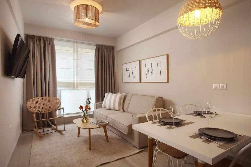 Love Luxury Central Apartment