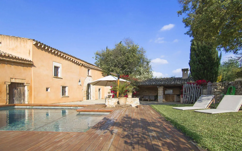 Villa Can Mir near Buger By home villas 360