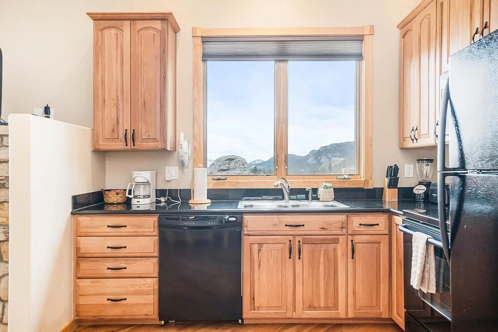 Teepee Mountain 12a 2 Bedroom Condo by RedAwning