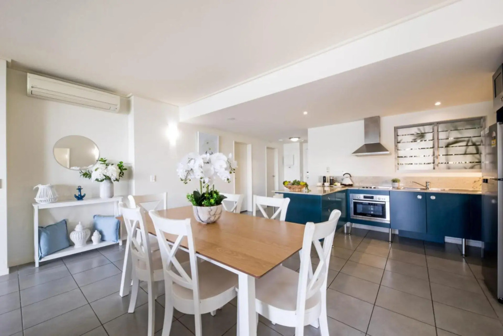 Coastal Charm On Airlie