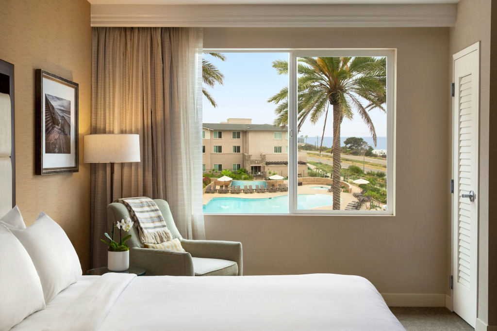 Cape Rey Carlsbad Beach, a Hilton Resort & Spa