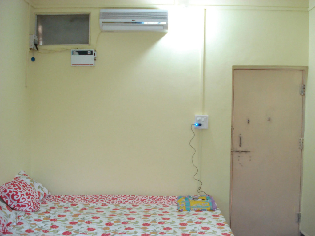 Om Yoga Shala & Guest House