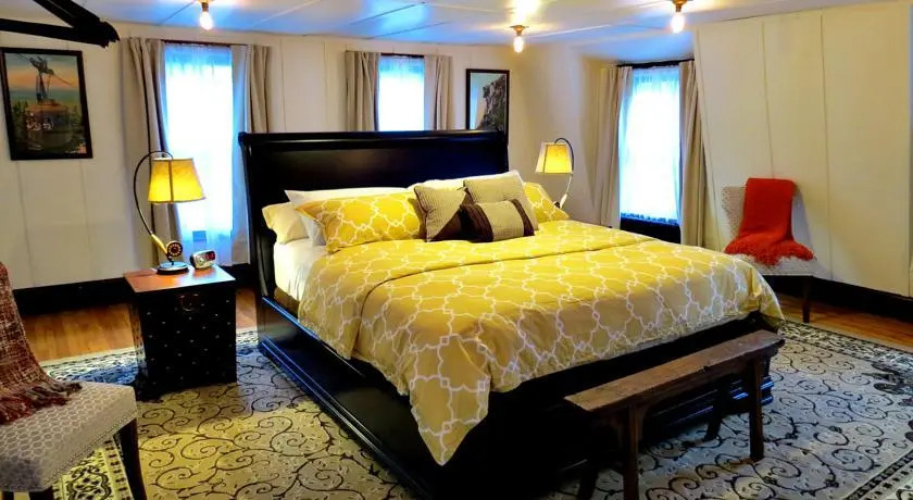 The Lodge at Sunapee