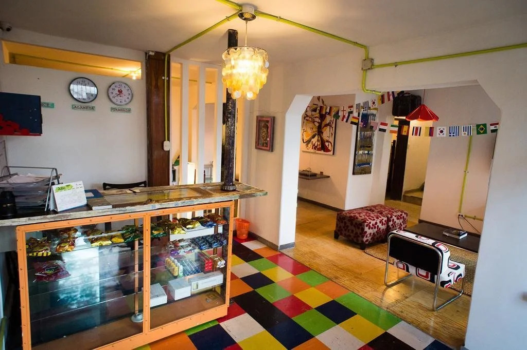 Local House Hostel