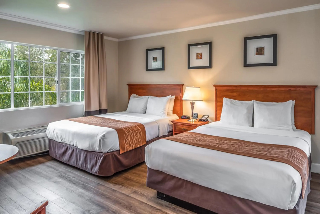 The Inn at 1252 Monterey