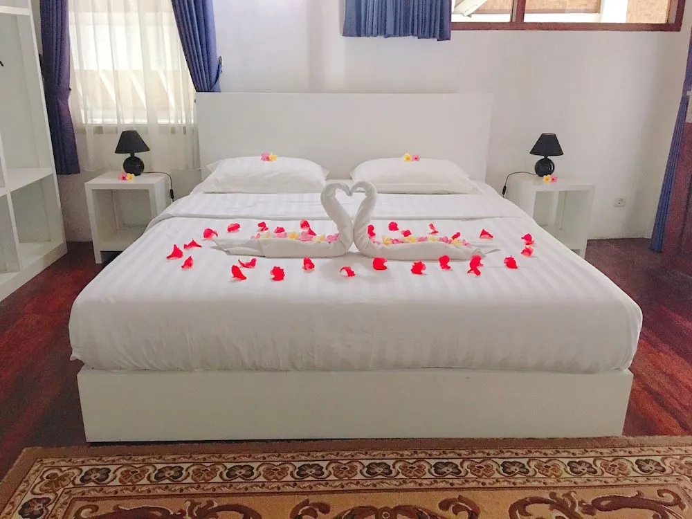 White Orchid Eco Resort