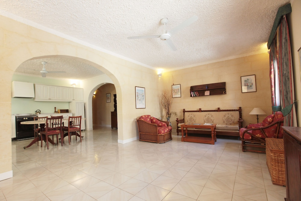Satori Gozo Centre - Villa Ibo