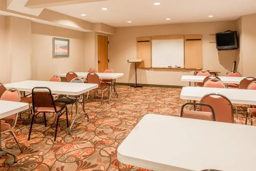 Howard Johnson Lincoln
