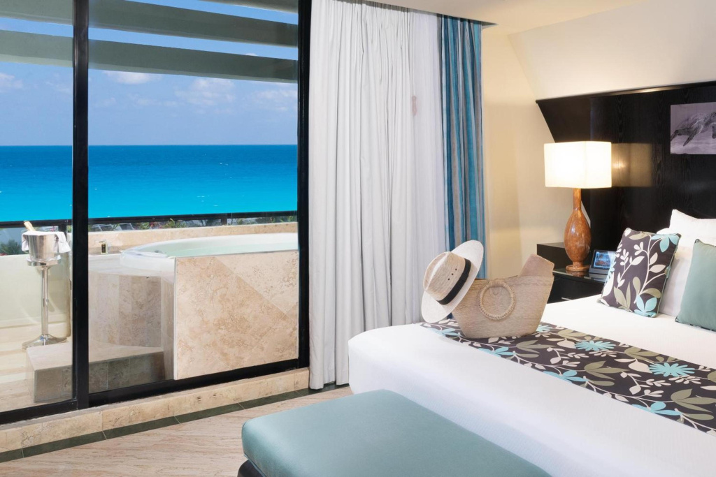The Pyramid Cancun by Oasis - Gourmet Premium All Inclusive