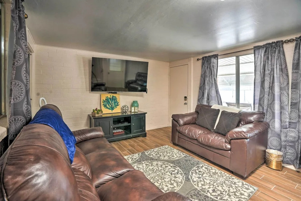 Golf Course & Pool Access: Quaint Sun City Home