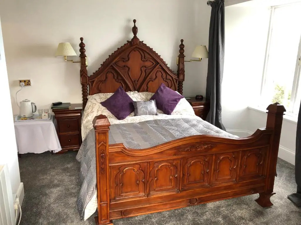 The North Cliff Hotel