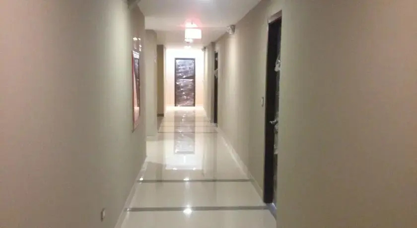 City Luxury Suites 604