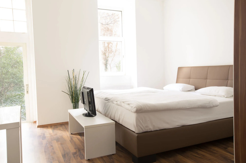 Grand Central Apartments