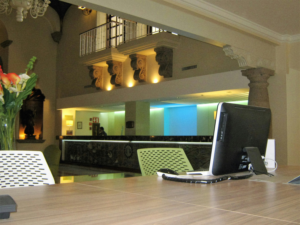 Holiday Inn Guadalajara Expo Plaza del Sol by IHG