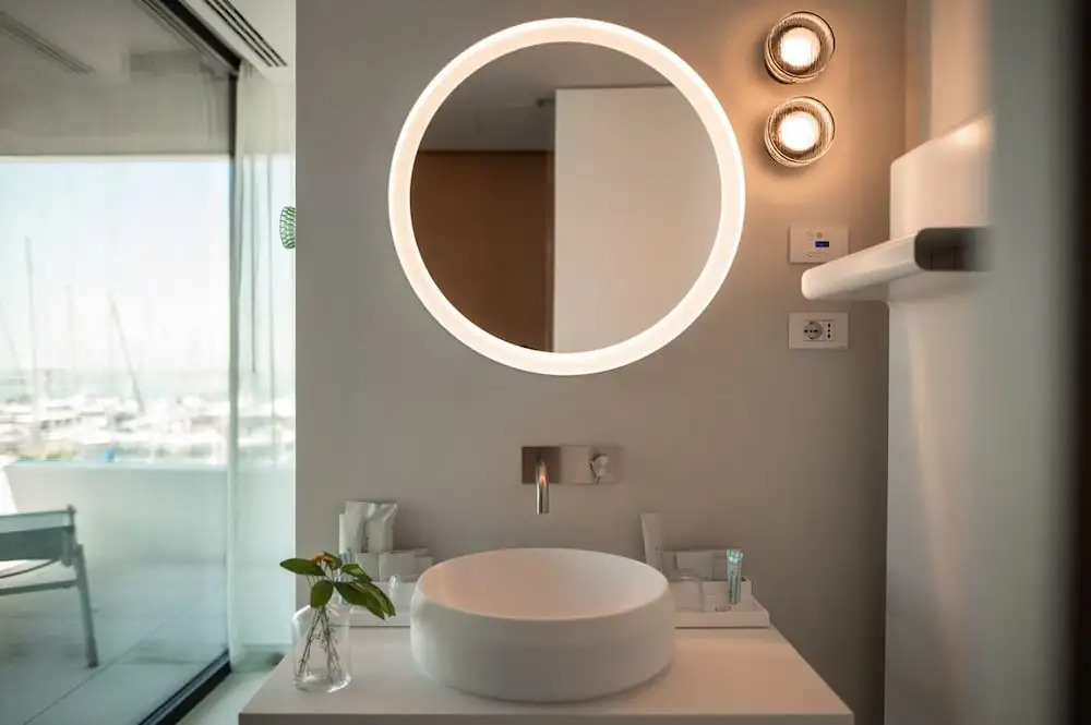 Laguna Faro Suites